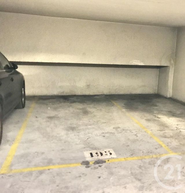 Afficher la photo en grand parking à vendre - 11.0 m2 - ST MANDE - 94 - ILE-DE-FRANCE - Century 21 S.E.I.C.A.