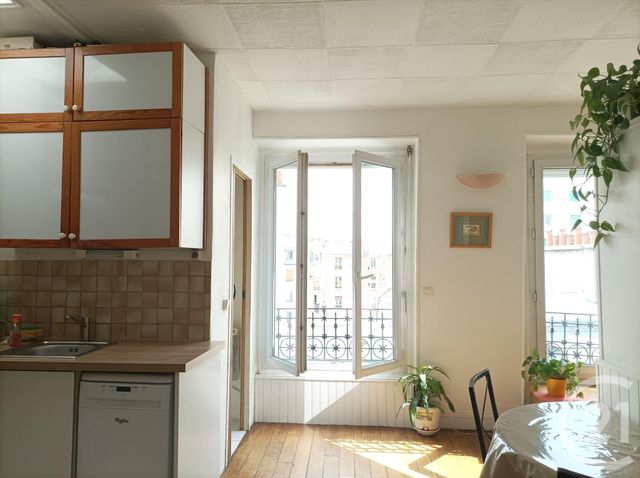 Appartement F3 à vendre - 3 pièces - 41.0 m2 - PARIS - 75018 - ILE-DE-FRANCE - Century 21 S.E.I.C.A.