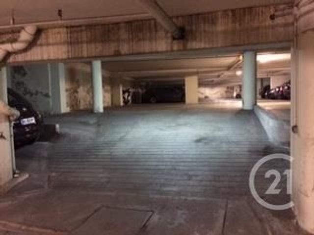 Afficher la photo en grand parking à louer - 10.0 m2 - ST MANDE - 94 - ILE-DE-FRANCE - Century 21 S.E.I.C.A.