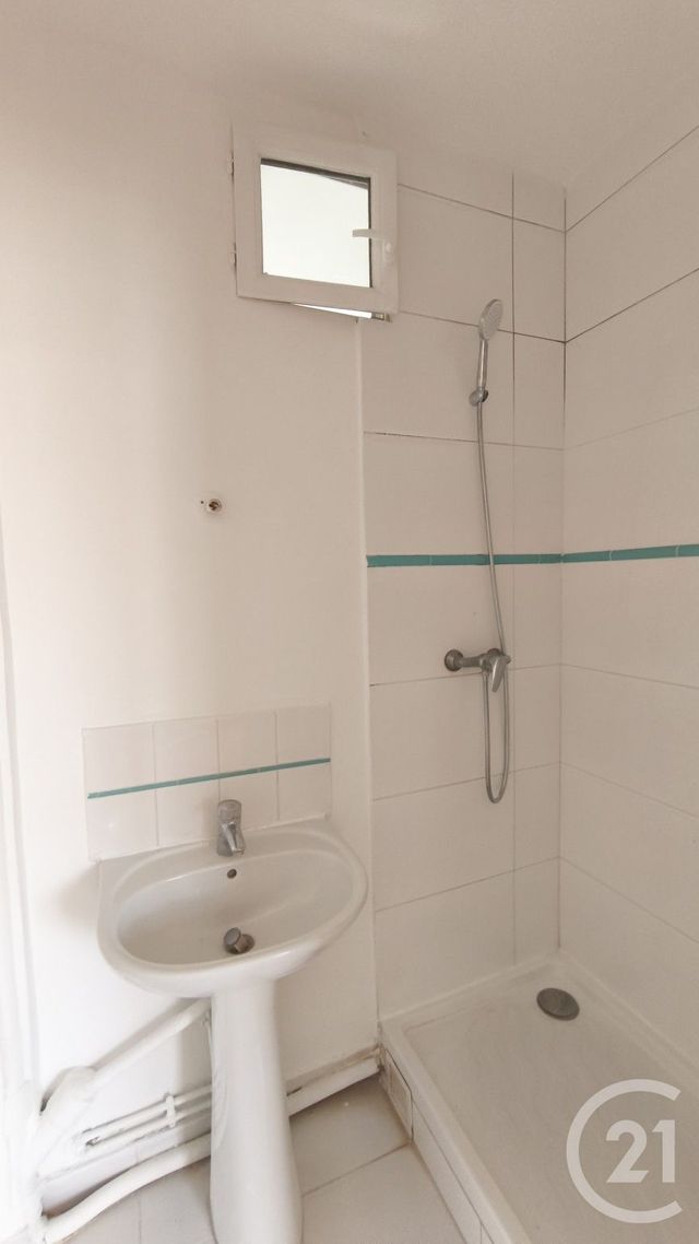 Appartement F2 à vendre - 2 pièces - 42.59 m2 - ST MANDE - 94 - ILE-DE-FRANCE - Century 21 S.E.I.C.A.