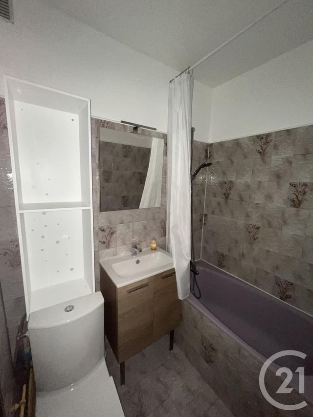 Appartement à louer - 2 pièces - 27.31 m2 - FONTENAY SOUS BOIS - 94 - ILE-DE-FRANCE - Century 21 S.E.I.C.A.