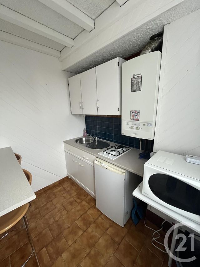 Appartement à louer - 2 pièces - 27.31 m2 - FONTENAY SOUS BOIS - 94 - ILE-DE-FRANCE - Century 21 S.E.I.C.A.
