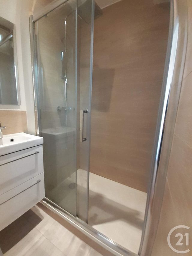 Appartement F2 à louer - 2 pièces - 31.81 m2 - PARIS - 75013 - ILE-DE-FRANCE - Century 21 S.E.I.C.A.