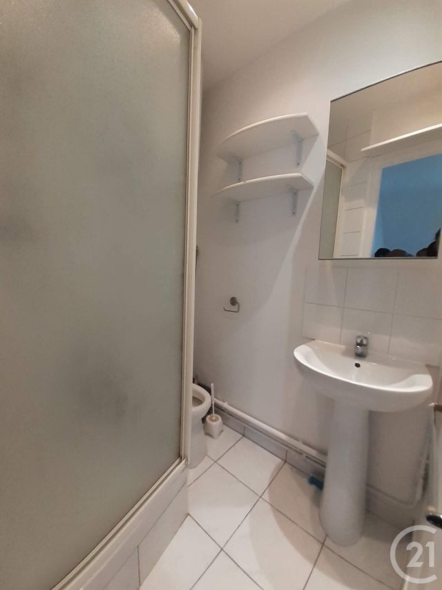 Appartement F1 à louer - 1 pièce - 16.96 m2 - ST MANDE - 94 - ILE-DE-FRANCE - Century 21 S.E.I.C.A.