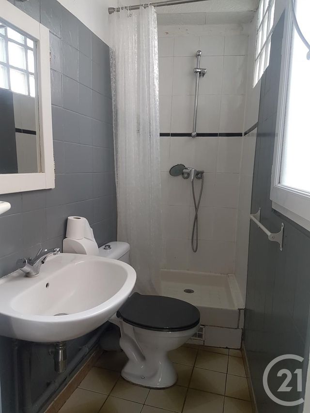 Appartement F2 à louer - 2 pièces - 37.2 m2 - ST MANDE - 94 - ILE-DE-FRANCE - Century 21 S.E.I.C.A.