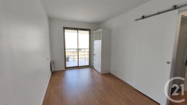 Appartement F2 à louer - 2 pièces - 51.14 m2 - BRY SUR MARNE - 94 - ILE-DE-FRANCE - Century 21 S.E.I.C.A.
