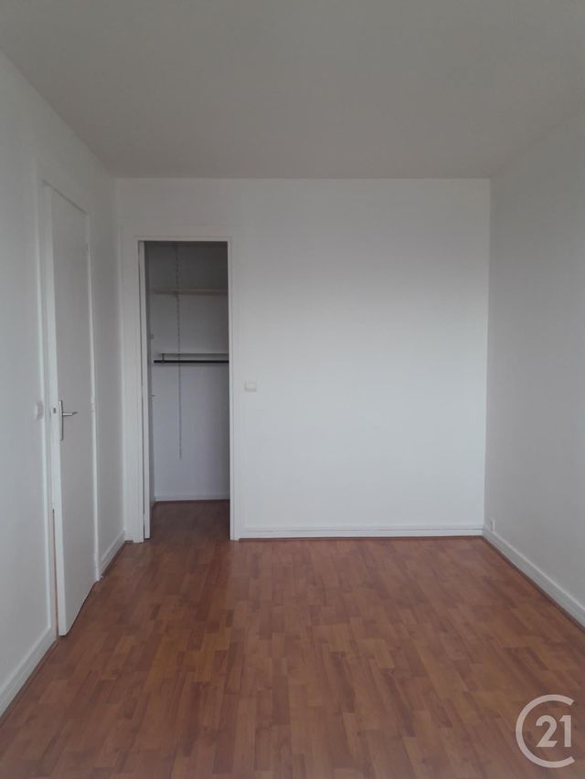 Appartement F4 à louer - 4 pièces - 64.0 m2 - CHARENTON LE PONT - 94 - ILE-DE-FRANCE - Century 21 S.E.I.C.A.