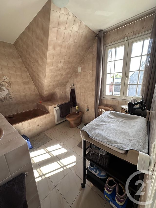 maison à louer - 5 pièces - 179.37 m2 - MAISONS ALFORT - 94 - ILE-DE-FRANCE - Century 21 S.E.I.C.A.