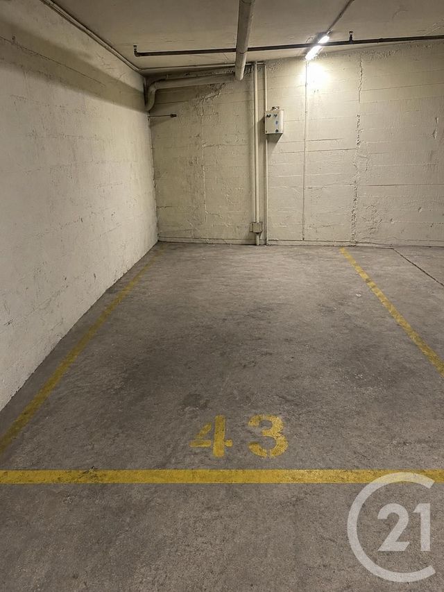 Parking à louer ST MANDE