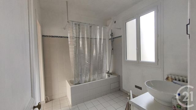 Appartement F4 à louer - 4 pièces - 105.06 m2 - ST MANDE - 94 - ILE-DE-FRANCE - Century 21 S.E.I.C.A.