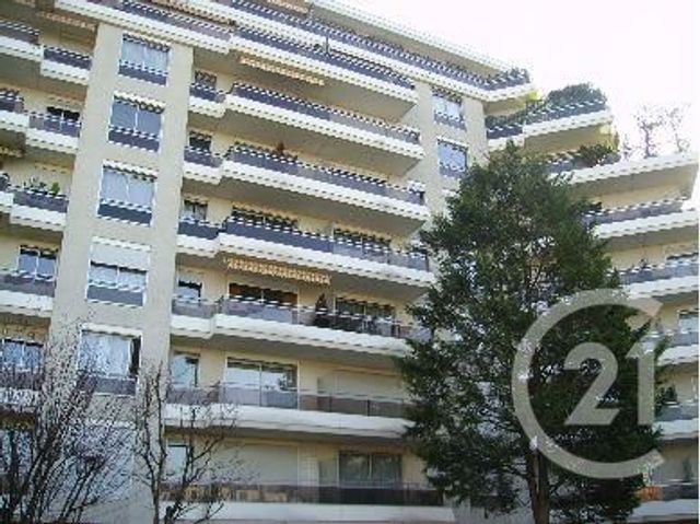 Appartement F2 à louer - 2 pièces - 49.02 m2 - VINCENNES - 94 - ILE-DE-FRANCE - Century 21 S.E.I.C.A.
