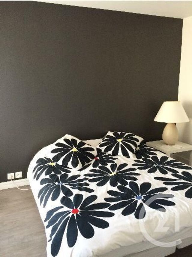 Appartement F2 à louer - 2 pièces - 49.02 m2 - VINCENNES - 94 - ILE-DE-FRANCE - Century 21 S.E.I.C.A.
